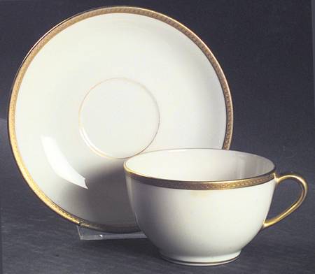 S62 Flat Cup & Saucer Set