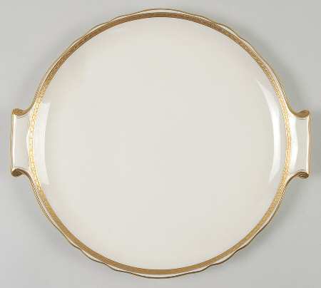 S8 Handled Cake Plate