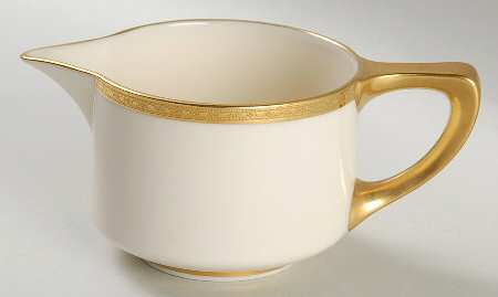 S8 Creamer