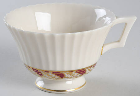 Savoy Maroon Footed Cup