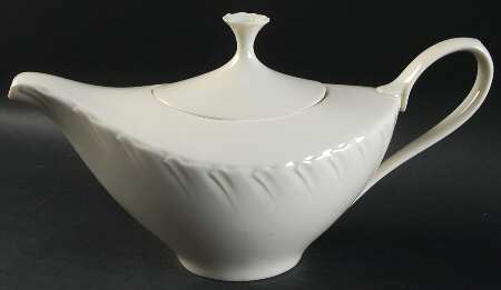 Sculpture (No Trim or Decoration) Teapot & Lid