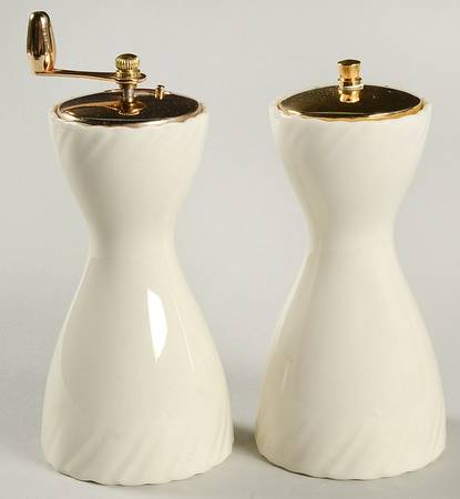 Sculpture (No Trim or Decoration) Salt Mill & Pepper Mill Set