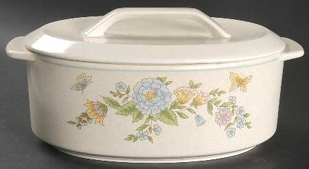 Sketchbook 2.5 Quart Oval Covered Casserole by Lenox