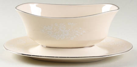 Snow Flower Gravy Boat with Attached Underplate