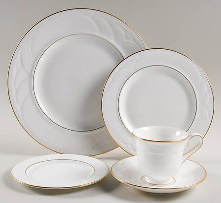 Snowdrift Gold 5 Piece Place Setting