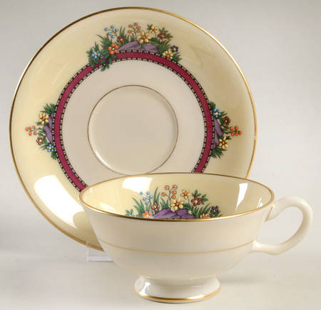 Southern Gardens Footed Cup & Saucer Set