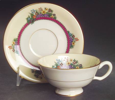 Southern Gardens Footed Cup & Saucer Set