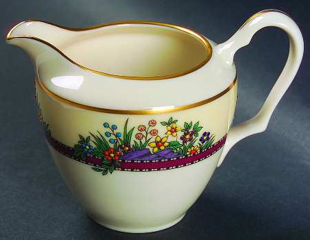 Southern Gardens Creamer