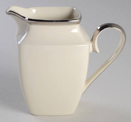 Solitaire Square Creamer