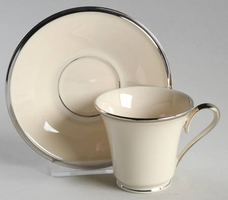 Solitaire Footed Demitasse Cup & Saucer Set