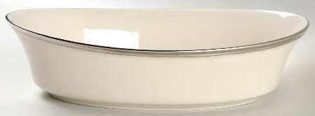 Solitaire 8" Oval Vegetable Bowl