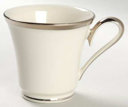 Solitaire Footed Demitasse Cup