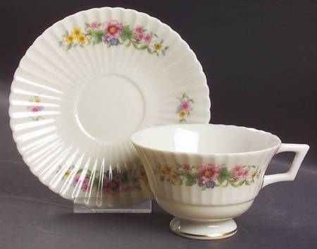 Footed Cup & Saucer Set