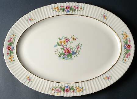 Sonnet 18" Oval Serving Platter