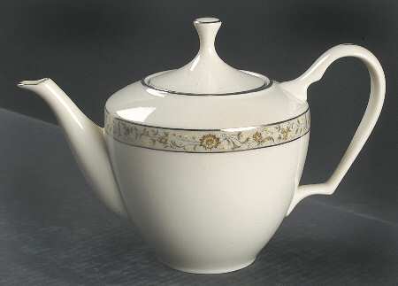 Springdale (Platinum Trim) Teapot & Lid