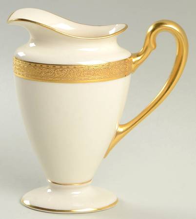 Stanford Shape 744 Creamer