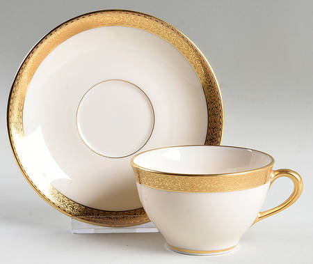 Stanford Flat Cup & Saucer Set