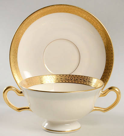 Stanford Footed Bouillon Cup & Saucer