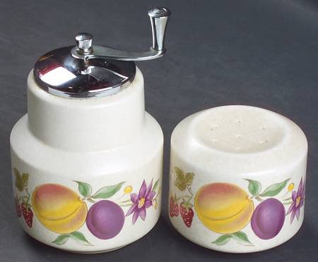 Summer Harvest Salt Shaker & Pepper Mill Set