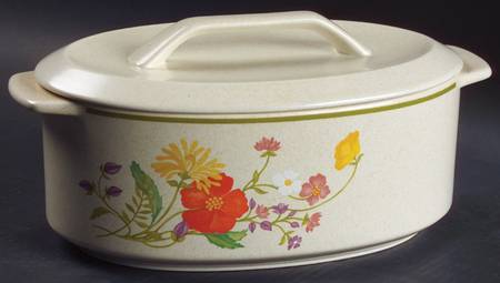 Summer Wind 2.5 Quart Oval Covered Casserole