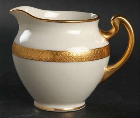T6 Creamer