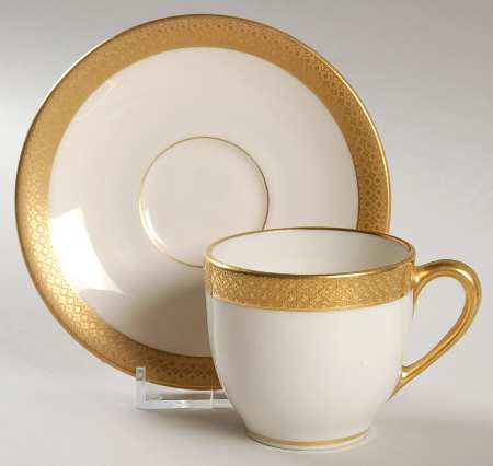 T6 Flat Demitasse Cup & Saucer Set