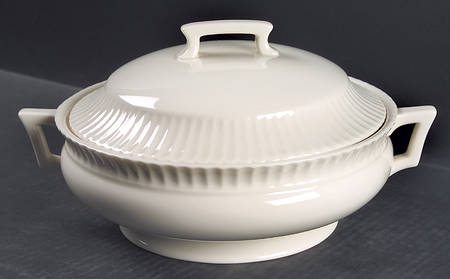 Temple Off White Round Covered Vegetable