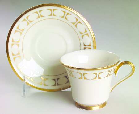 Footed Cup & Saucer Set