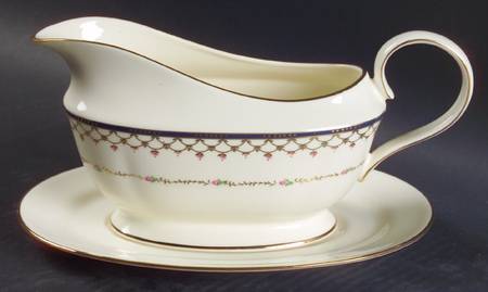 Terrace Rose Gravy Boat & Underplate