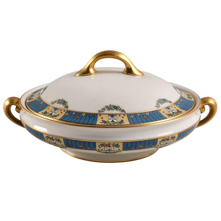 Tremont Round Covered Vegetable