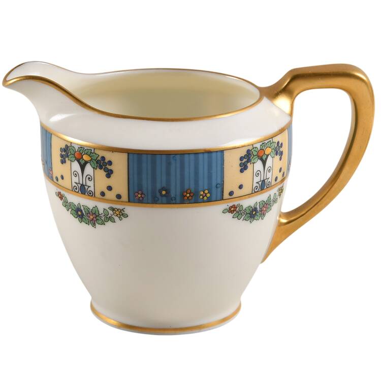 Tremont Creamer