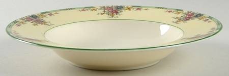 Trellis Ivory Rim Soup Bowl