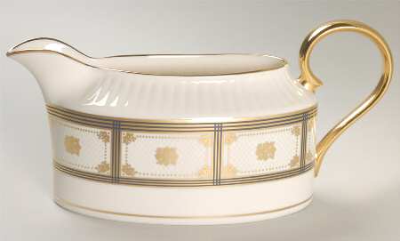 Trovatore Gravy Boat