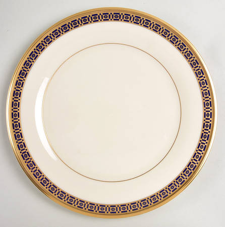Tudor Dinner Plate