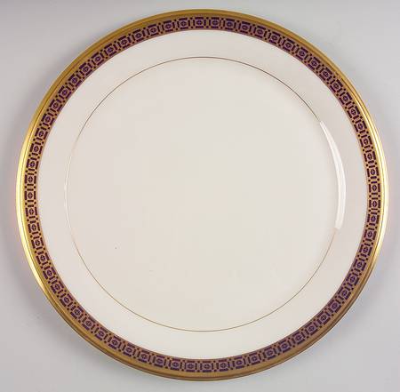 Tudor 12" Chop Plate (Round Platter)