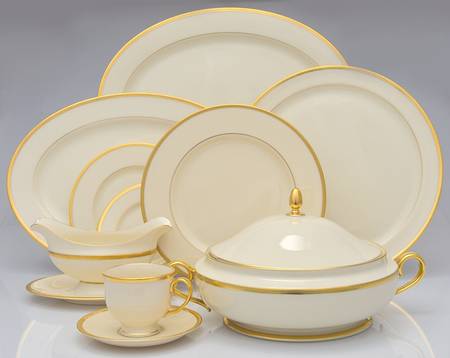 Tuxedo (Gold Backstamp) 48 Piece Estate Set