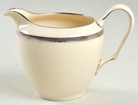 Tuxedo Platinum (Newer, Presidential Shape) Creamer
