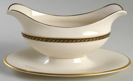 Tyler Gravy Boat with Attached Underplate