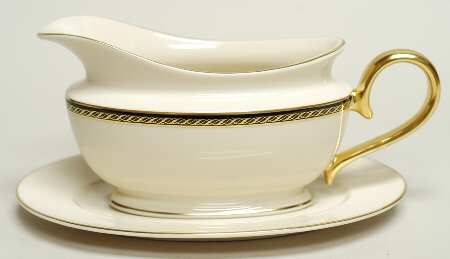 Tyler Gravy Boat & Underplate