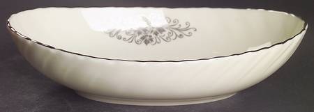 Valera 8" Oval Vegetable Bowl