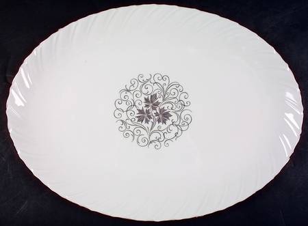 Valera 17" Oval Serving Platter by Lenox