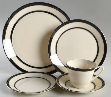 Venture 5 Piece Place Setting