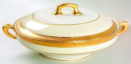 Vernon (Cream Rim) Round Covered Vegetable