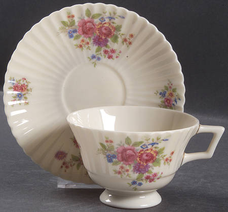 Victoria Footed Cup & Saucer Set