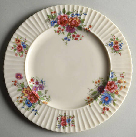 Victoria Luncheon Plate