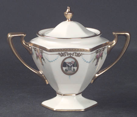 Virginian (Scalloped) Sugar Bowl & Lid