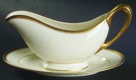 The Vondel Gravy Boat & Underplate