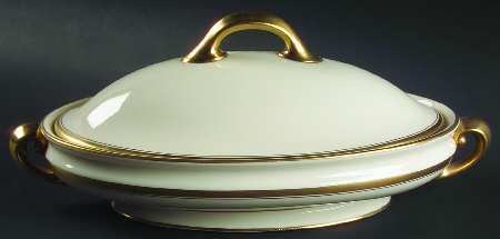 The Vondel Oval Covered Vegetable