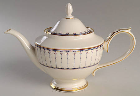 Weymouth Estates Teapot & Lid
