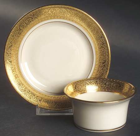 Westchester Ramekin & Saucer Set